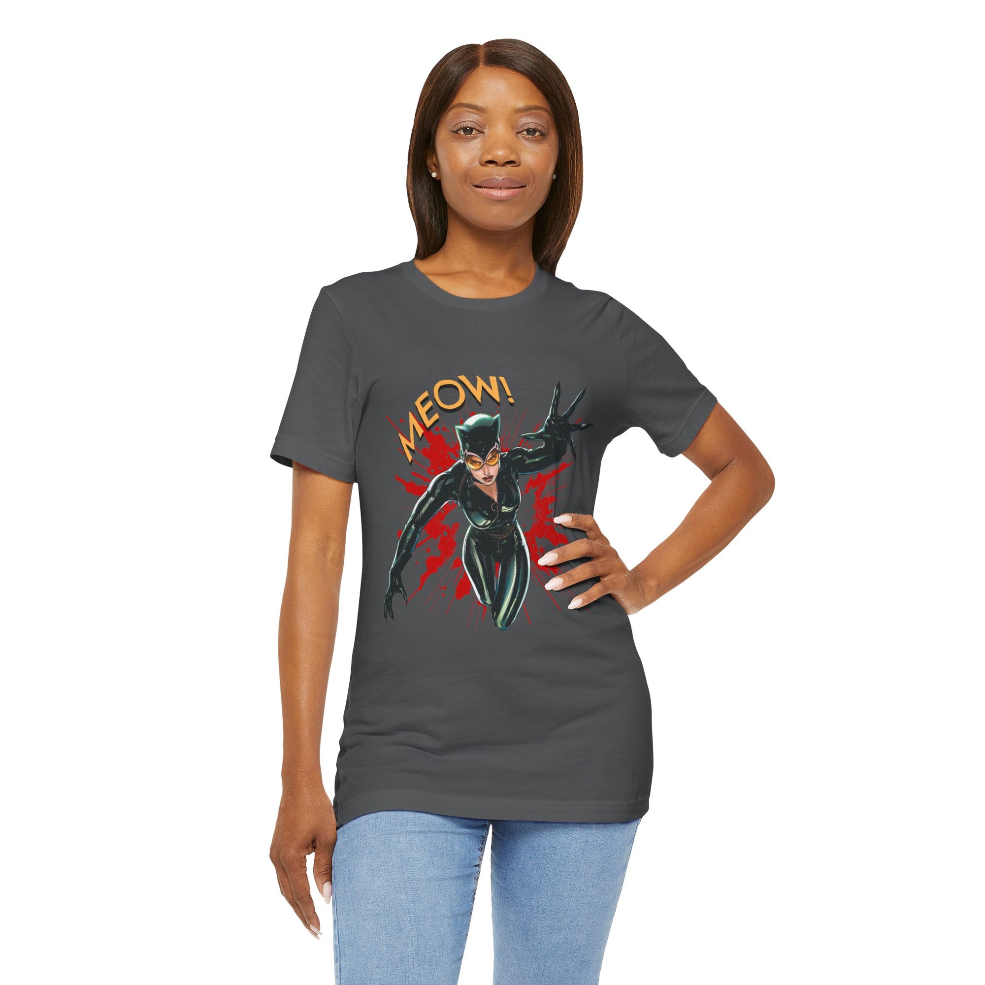 Catwoman T-Shirt - Unisex Tee - DC Comics