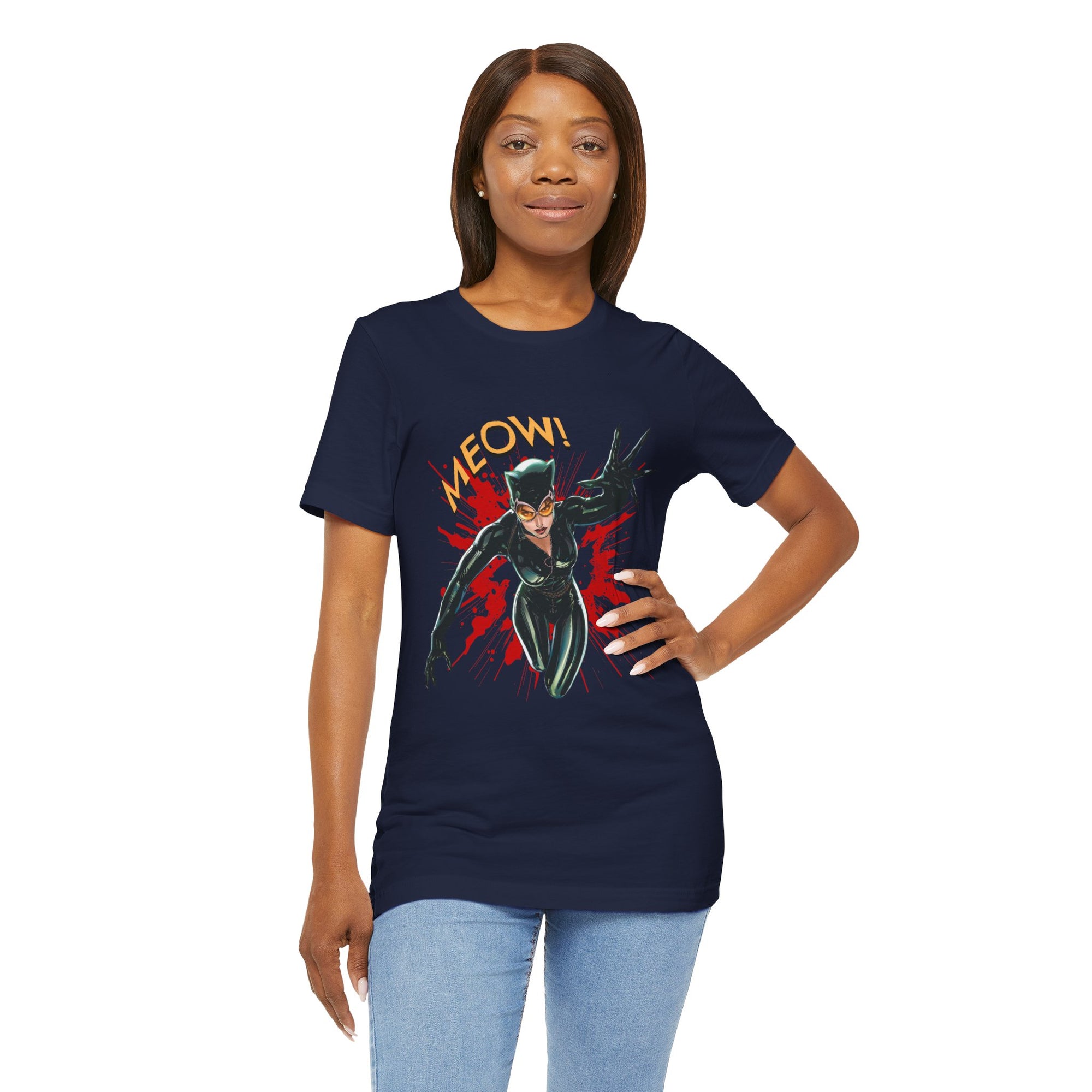 Catwoman T-Shirt - Unisex Tee - DC Comics