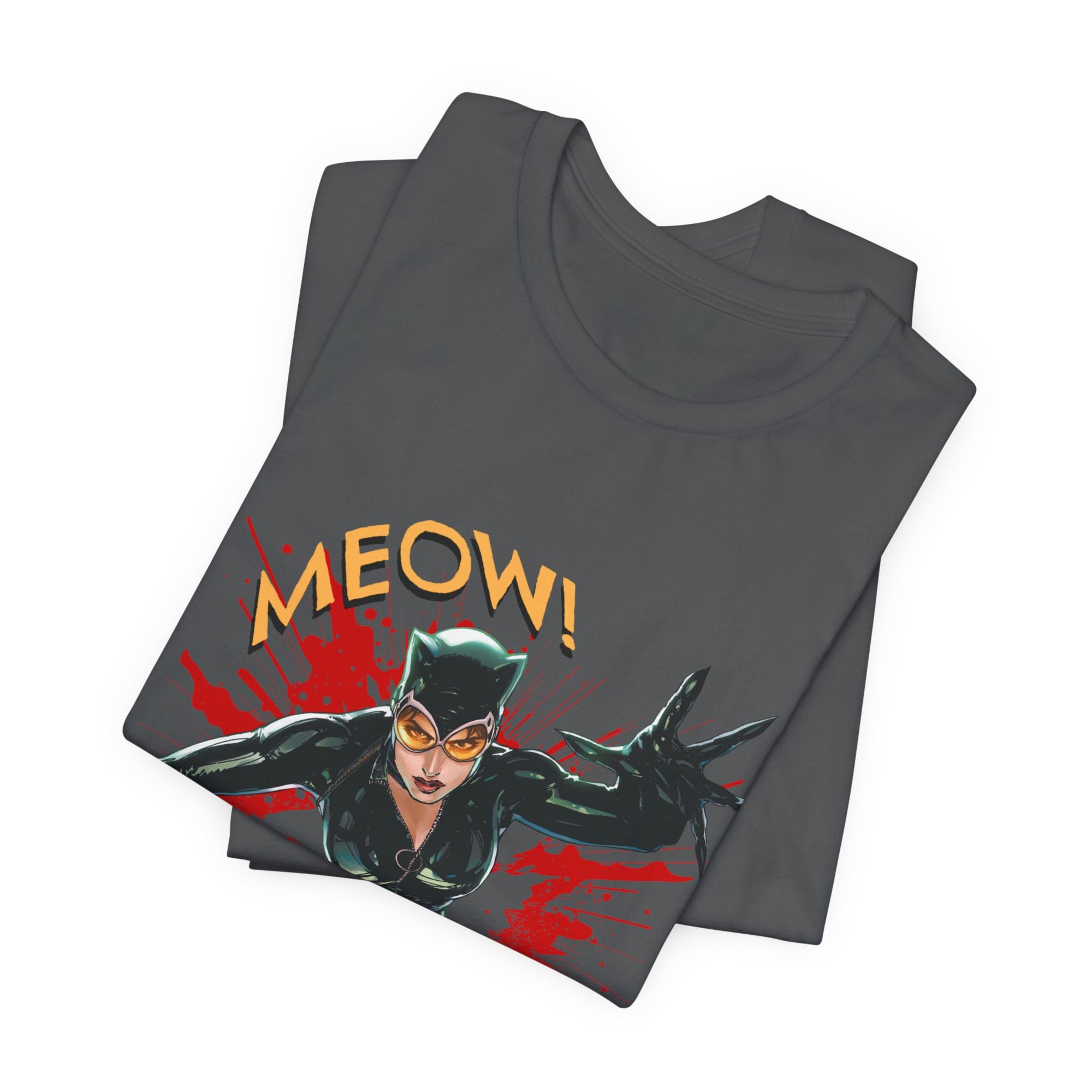Catwoman T-Shirt - Unisex Tee - DC Comics