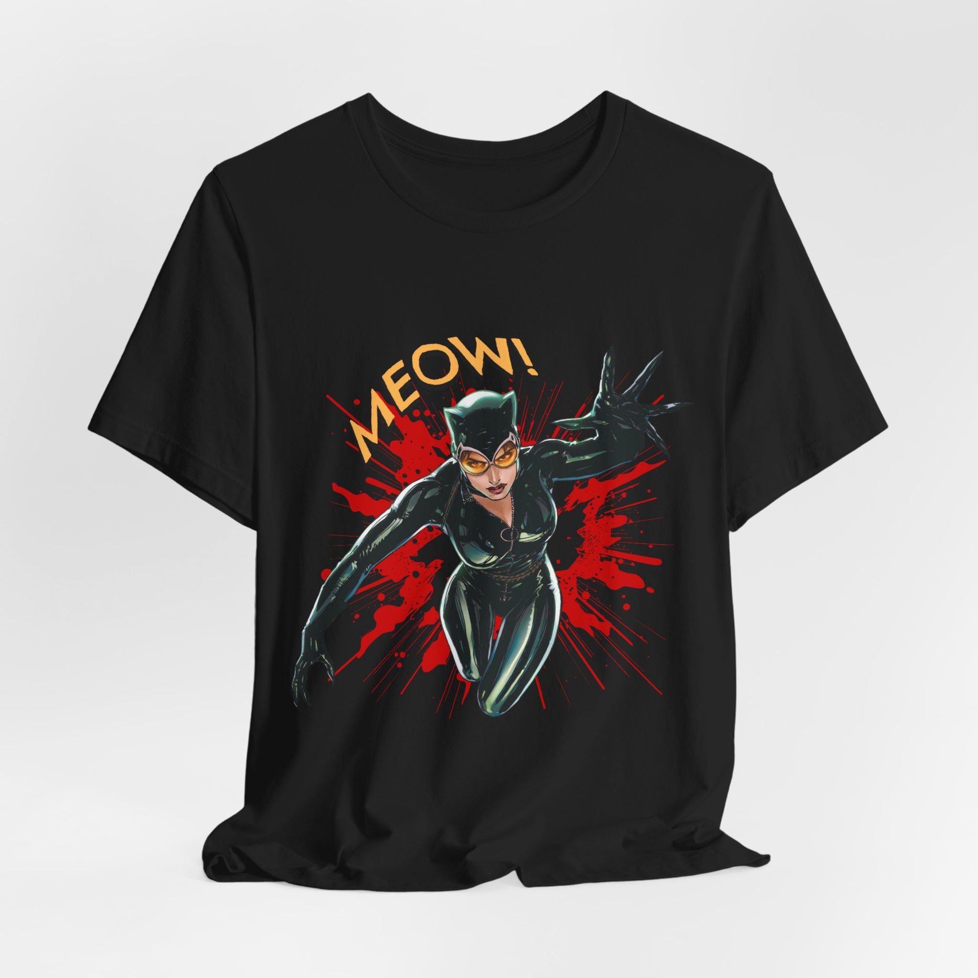 Catwoman T-Shirt - Unisex Tee - DC Comics
