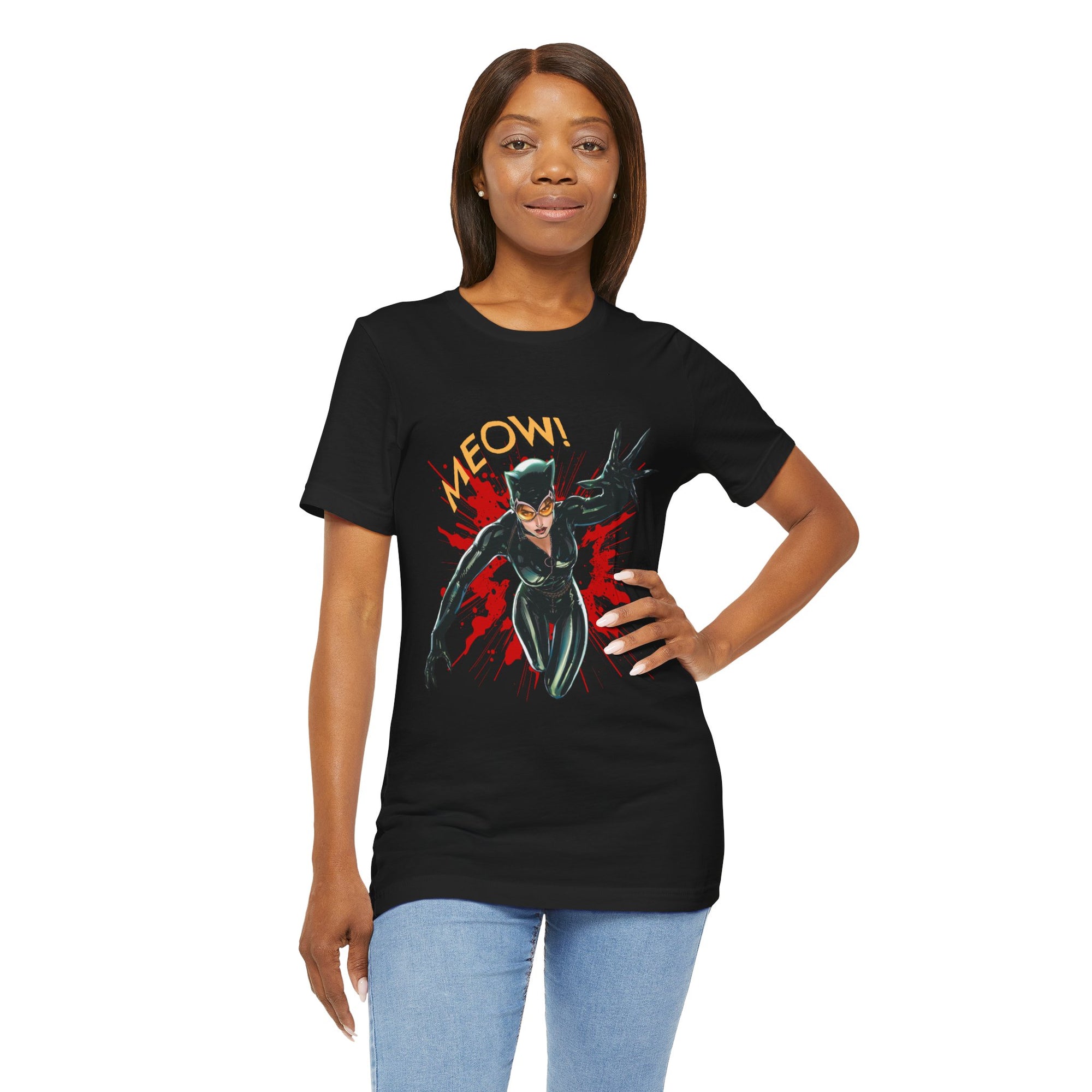 Catwoman T-Shirt - Unisex Tee - DC Comics